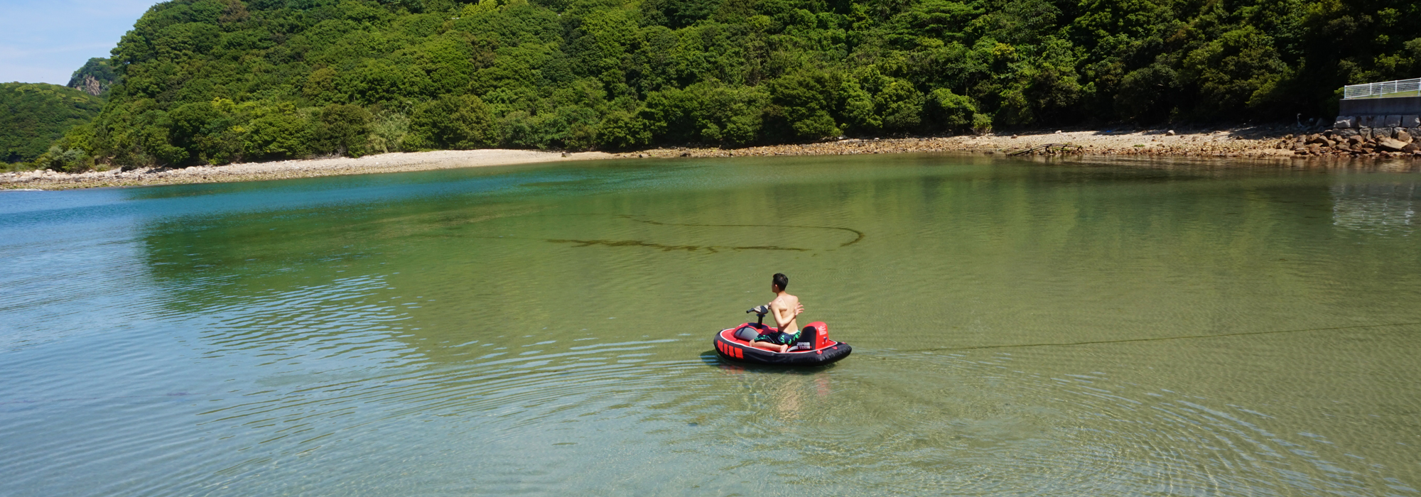 瀬戸内海の離島、小豆島の海でシースクーター体験をしよう。