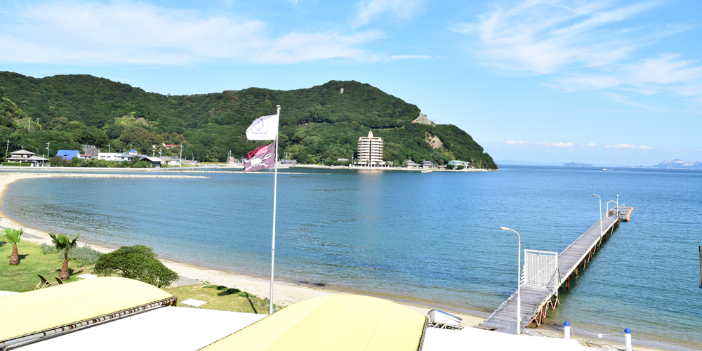 愛艇を係留できる、瀬戸内海の離島・香川県小豆島旅行におすすめの海沿いホテル、宿、コテージ「シータイガーアイランドイン小豆島」の係留・専用桟橋