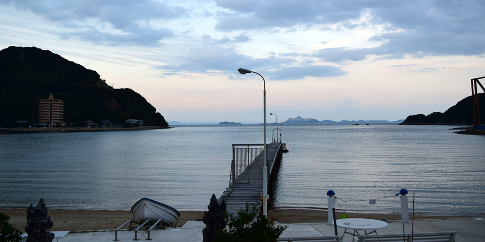 愛艇を係留できる、瀬戸内海の離島・香川県小豆島旅行におすすめの海沿いホテル、宿、コテージ「シータイガーアイランドイン小豆島」の係留・専用桟橋