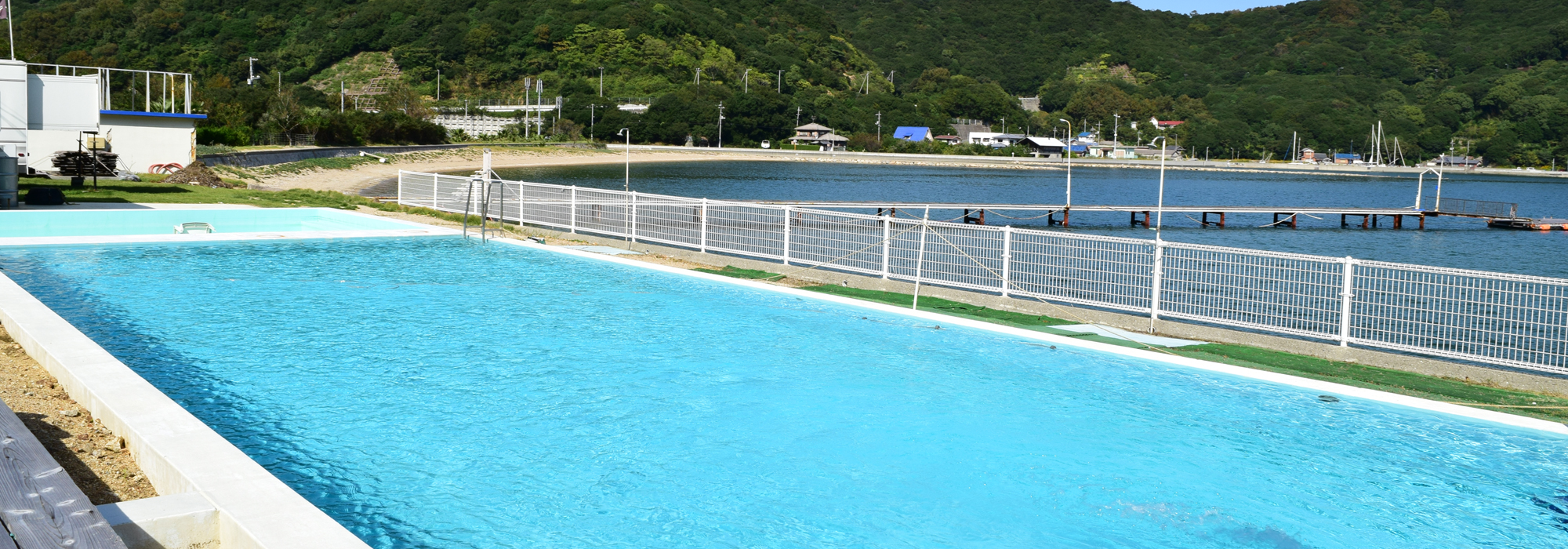 瀬戸内海の離島・香川県小豆島旅行におすすめの海沿いホテル、宿、コテージ「シータイガーアイランドイン小豆島」のプール