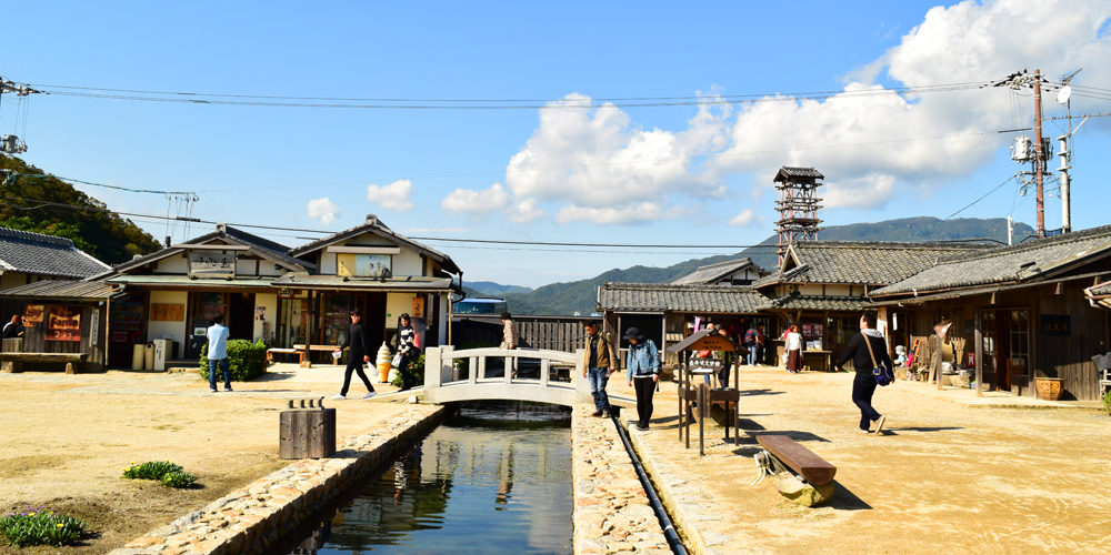 二十四の瞳映画村の水路と昔ながらの風景はどこかなつかしさを感じます