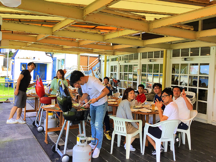 「シータイガーアイランドイン小豆島」で夕食に海を見ながらBBQで盛り上がる